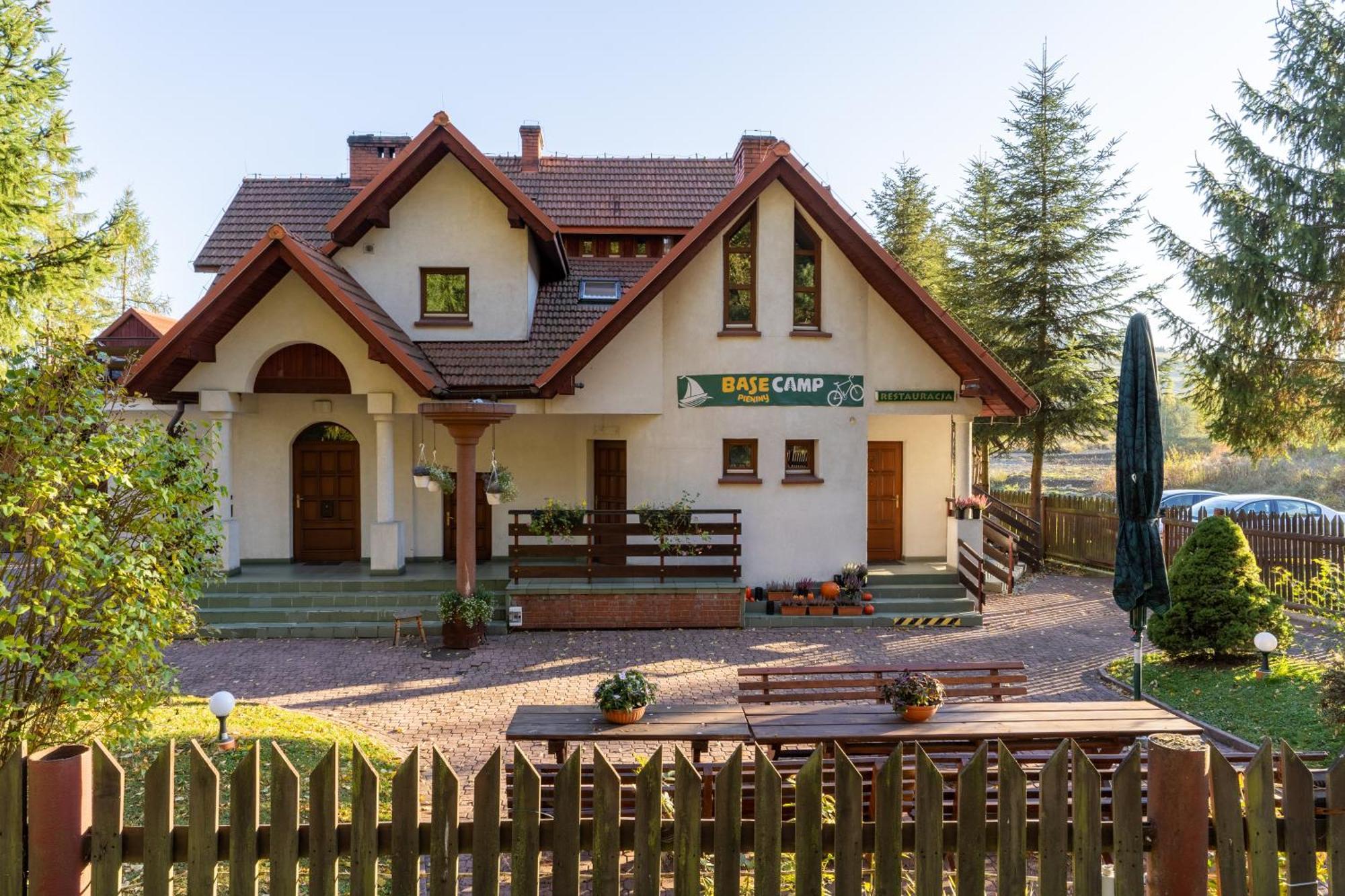 Base Camp Pieniny Hotel Niedzica Bagian luar foto
