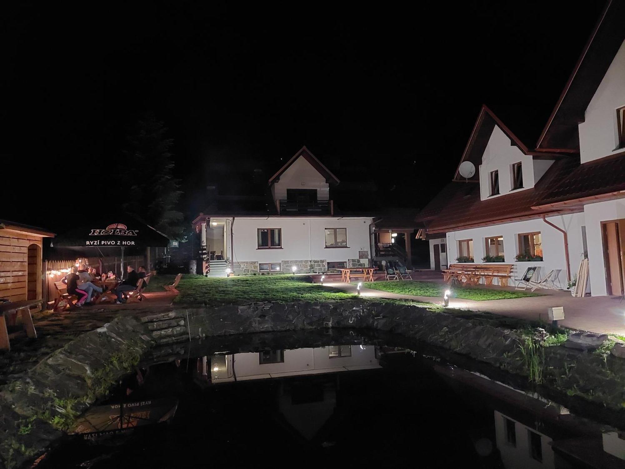 Base Camp Pieniny Hotel Niedzica Bagian luar foto